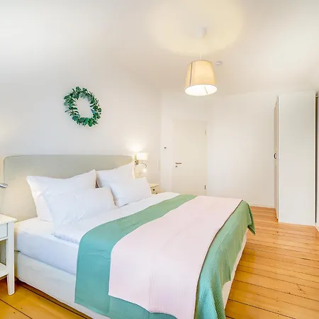 Apartment Luxus Im Altbau Mit Kuche Und Smart-tv Karlsruhe