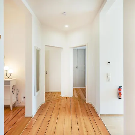 Apartment Luxus Im Altbau Mit Kuche Und Smart-tv *