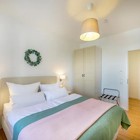 Luxus Im Altbau Mit Kuche Und Smart-tv *